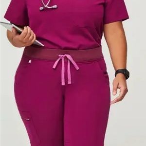 Figs XL Petite Zamora joggers in magenta NWT